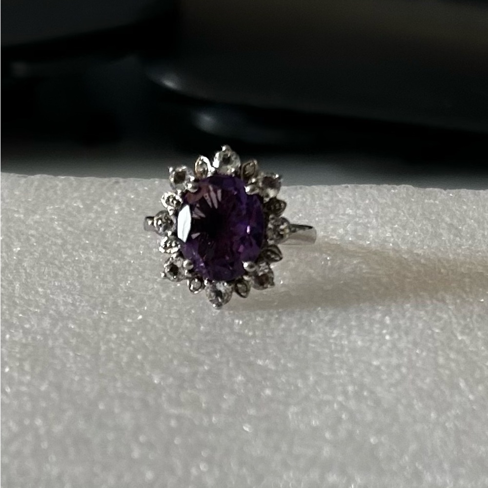 Sparkly Purple Gemstone Ring Size 7 - Picture 8 of 17